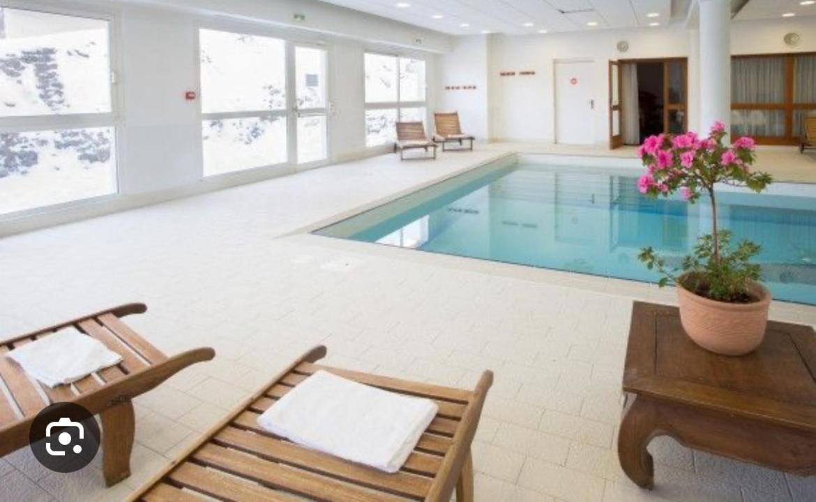 Appartement 4 Personnes Avec Piscine Interieure Puy-Saint-Vincent Exteriér fotografie